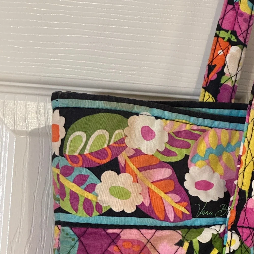 Vera Bradley Tutti Frutti Quilted Floral Vera Tote Bag Large Shoulder Bag